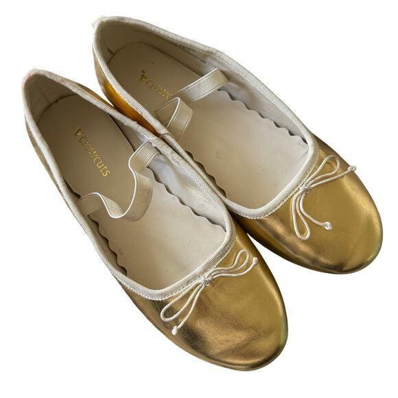 Crewcuts Gold Strappy Ballet Flats Mary Jane Shoes Size 4 Kids Big Girls Youth - Picture 2 of 10